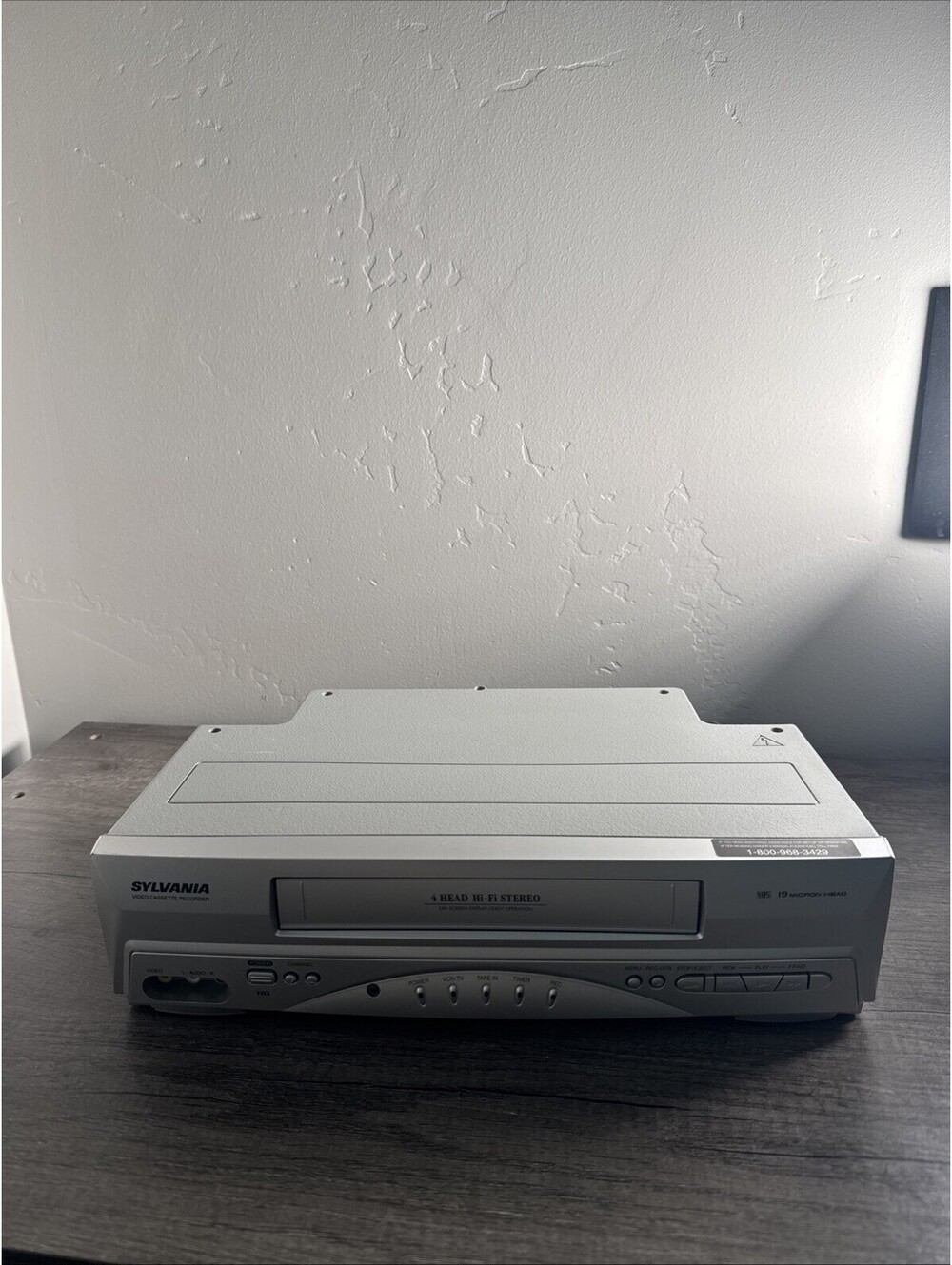 Sylvania 6260VF 4-Head Hi-Fi Stereo VHS VCR Player Recorder No Remote WORKS